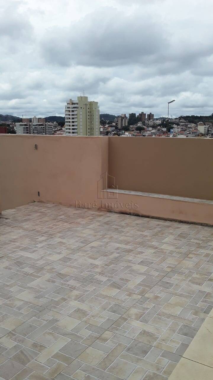 Casa, 3 quartos, 378 m² - Foto 2