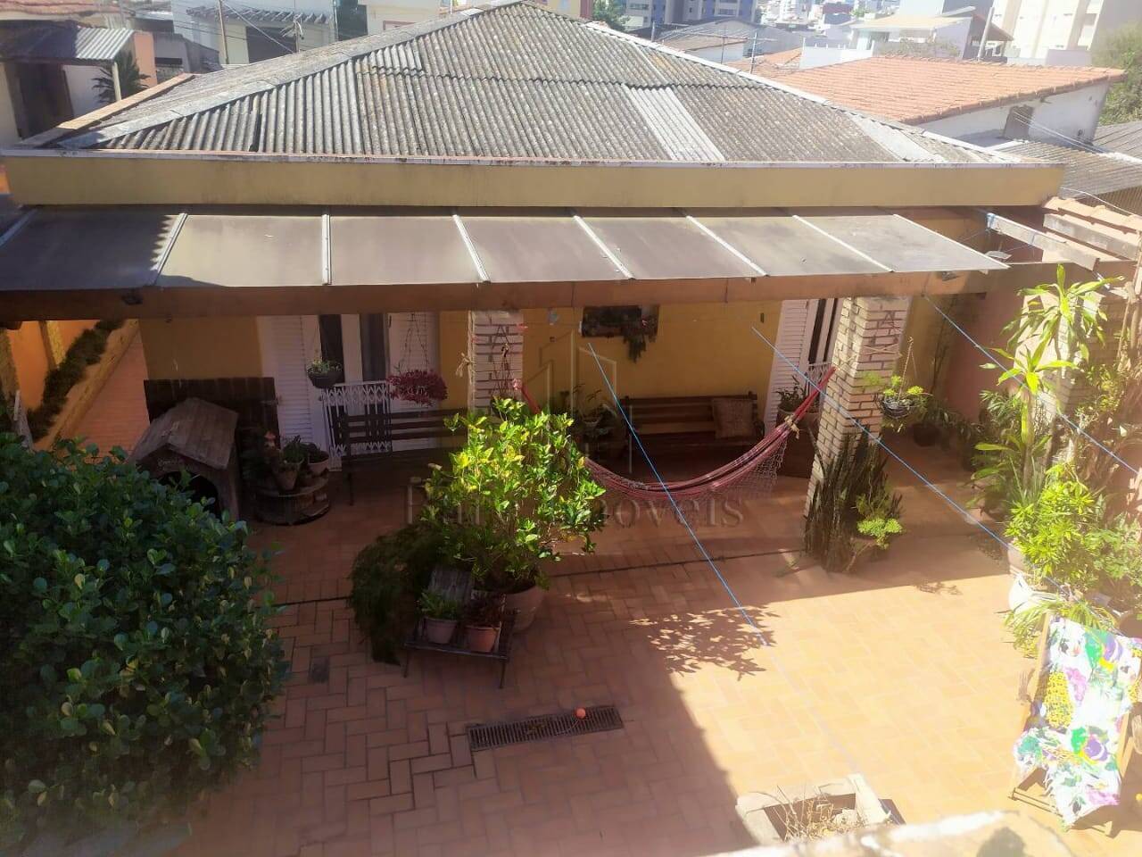 Casa, 3 quartos, 300 m² - Foto 1