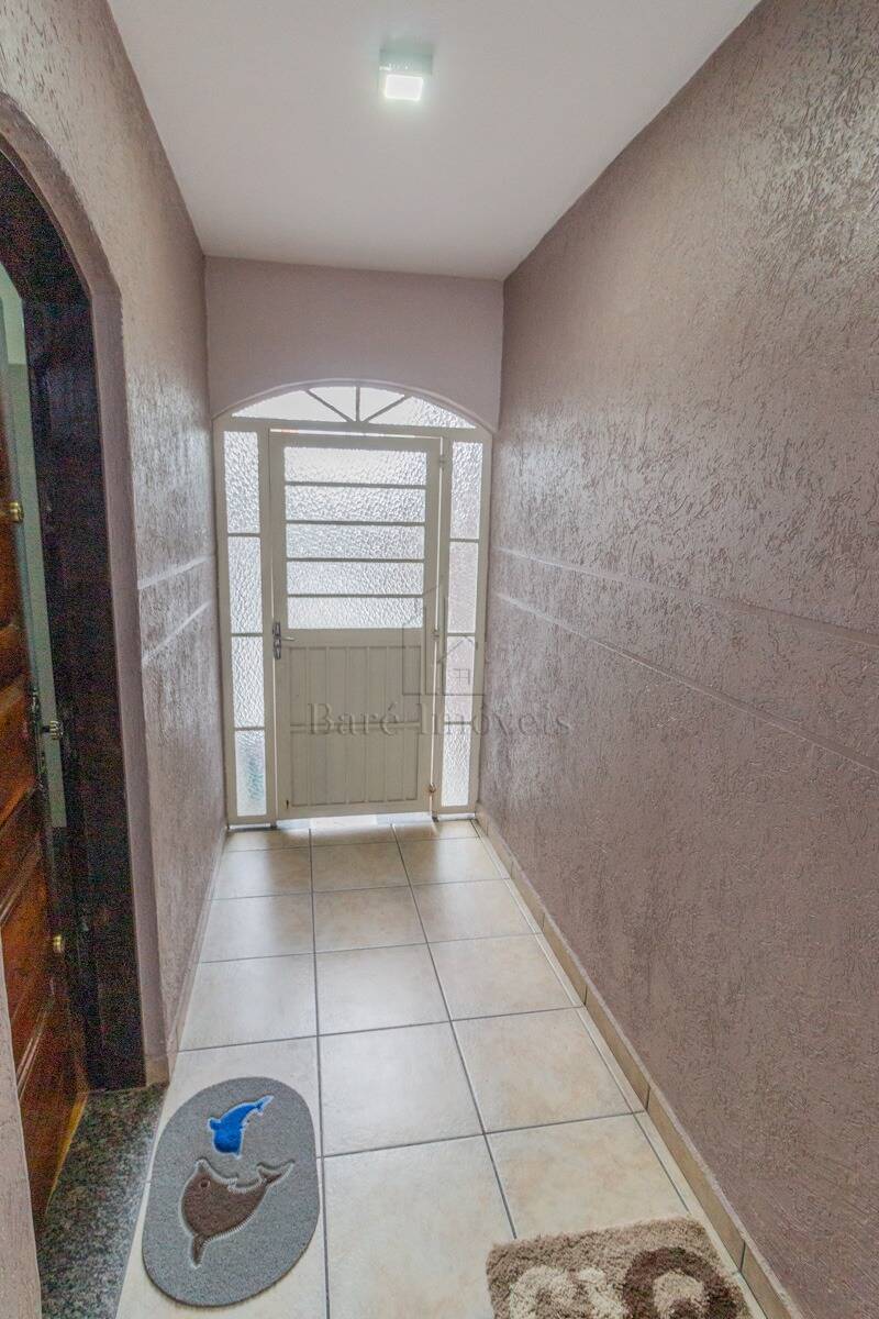 Sobrado, 3 quartos, 228 m² - Foto 3