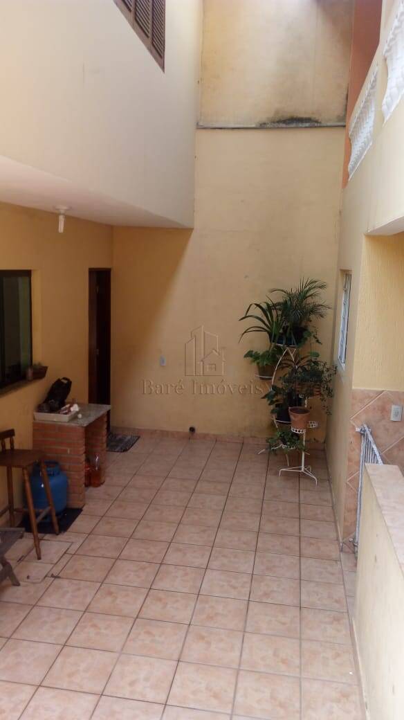 Sobrado, 3 quartos, 242 m² - Foto 3