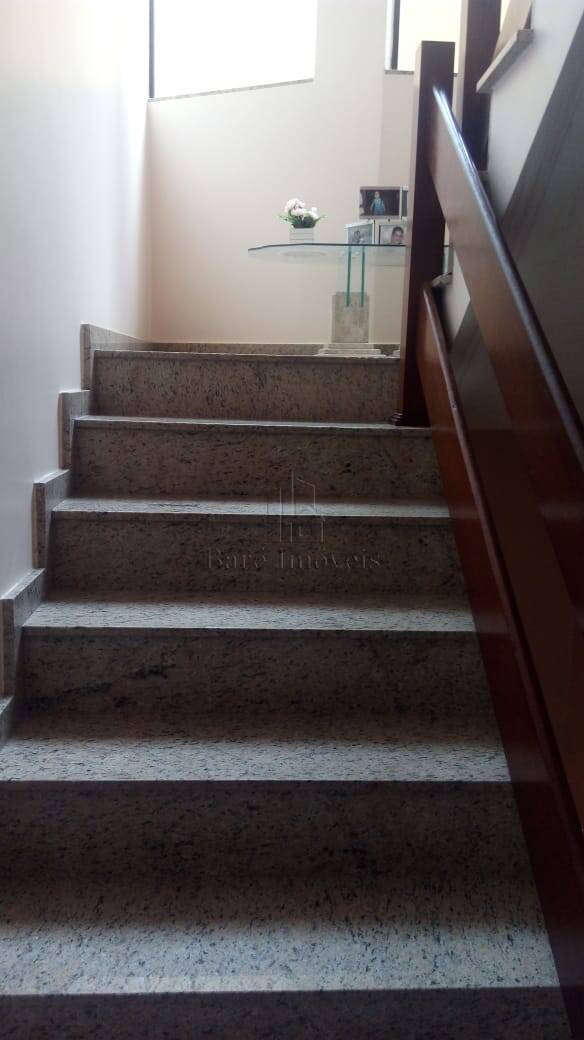 Sobrado, 3 quartos, 242 m² - Foto 9