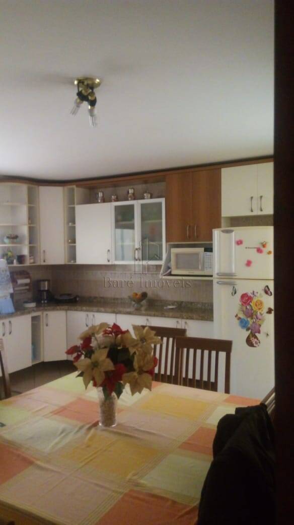 Sobrado, 3 quartos, 242 m² - Foto 6