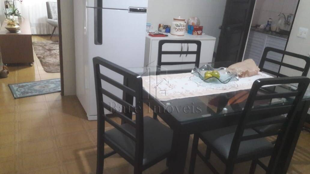 Casa, 2 quartos, 227 m² - Foto 2