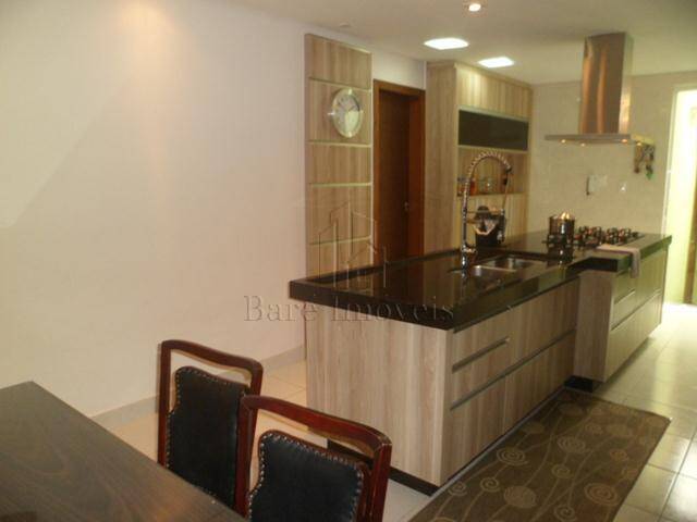 Casa, 5 quartos, 200 m² - Foto 12