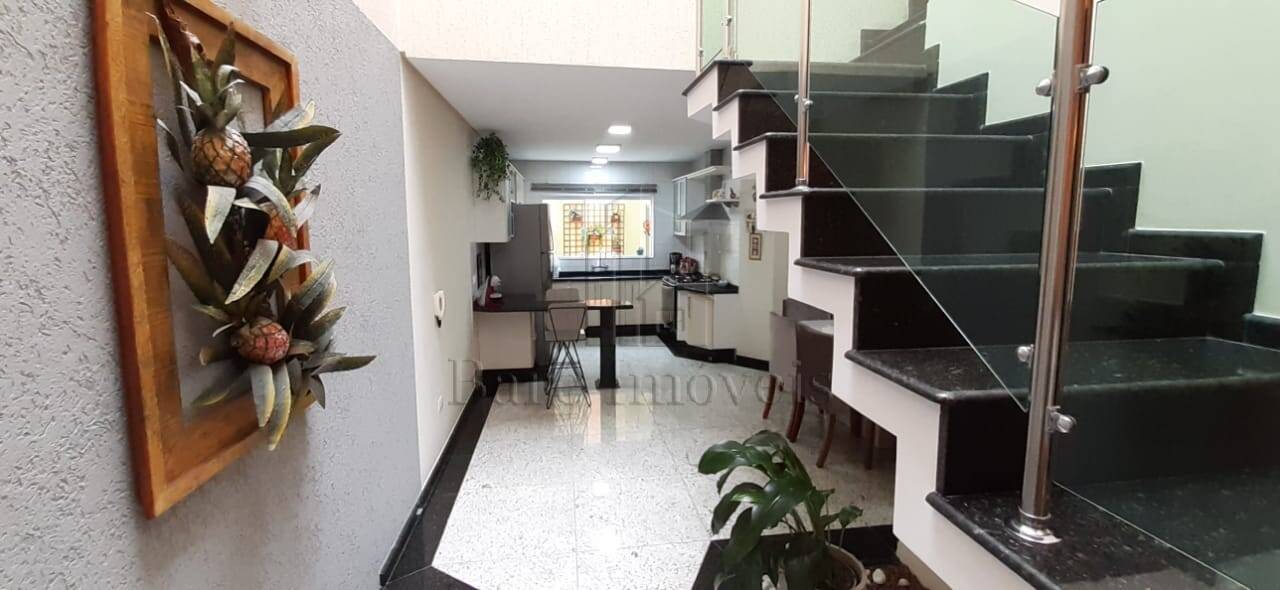 Sobrado, 3 quartos, 126 m² - Foto 1