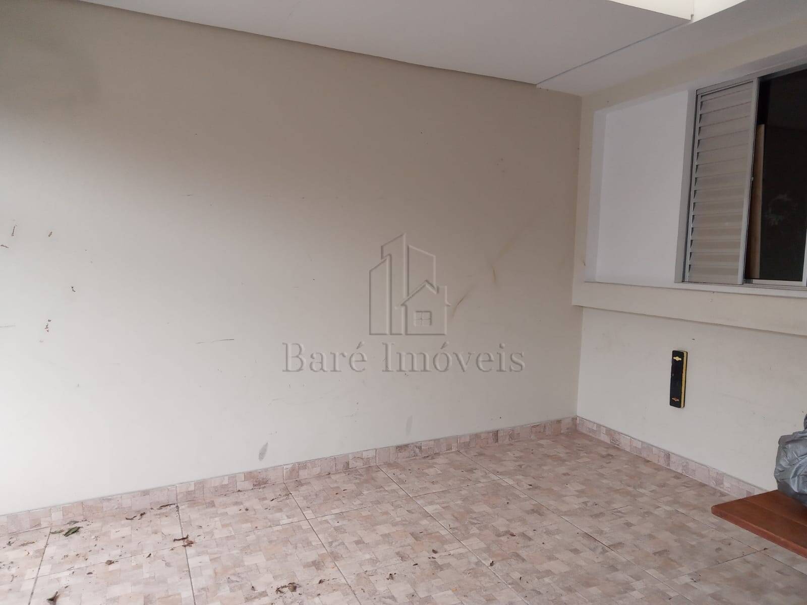 Casa à venda com 2 quartos, 147m² - Foto 4