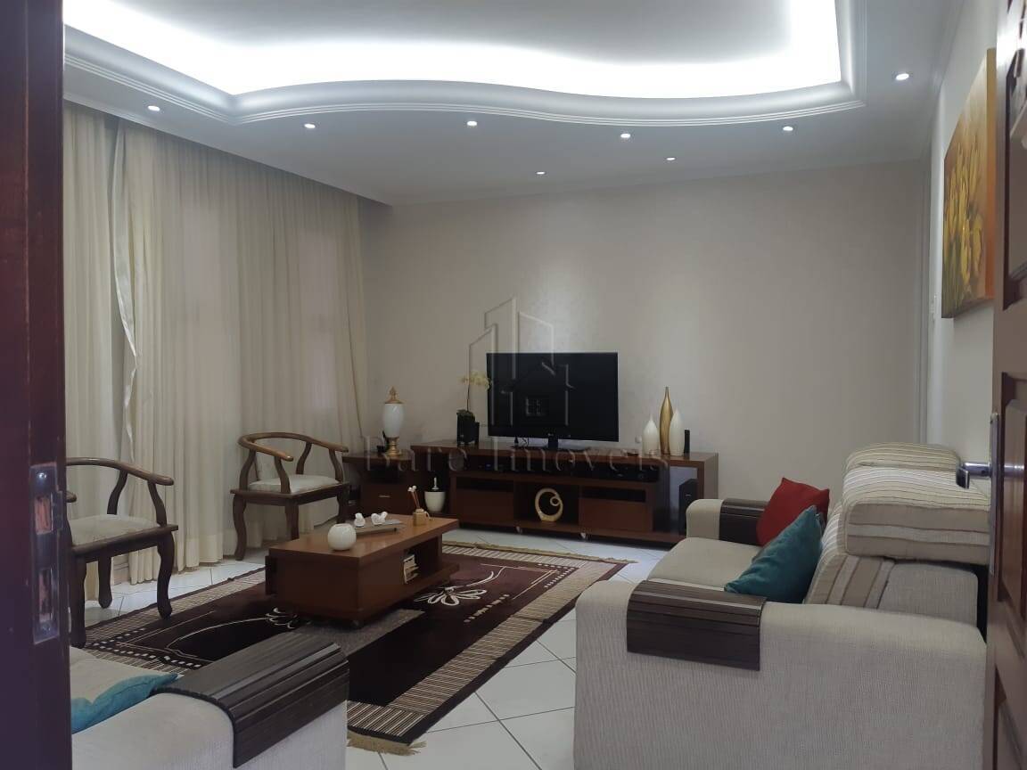 Casa, 3 quartos, 140 m² - Foto 1