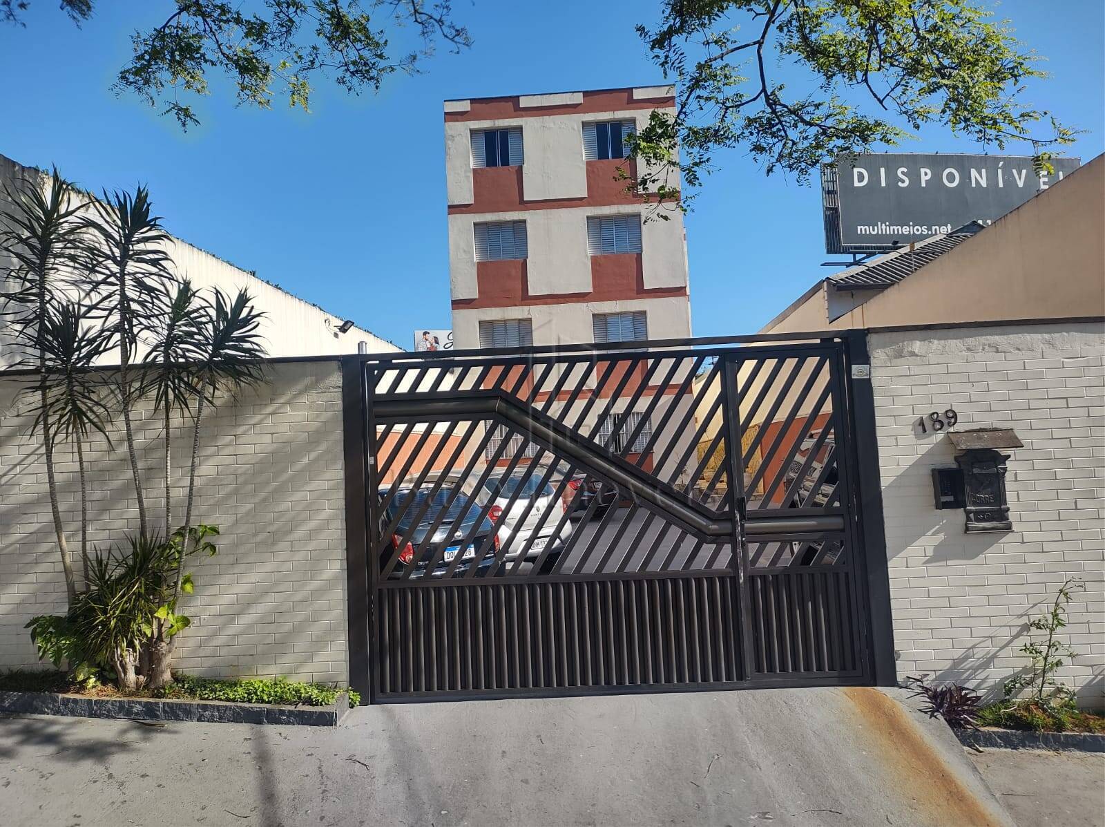 Apartamento à venda com 2 quartos, 71m² - Foto 2