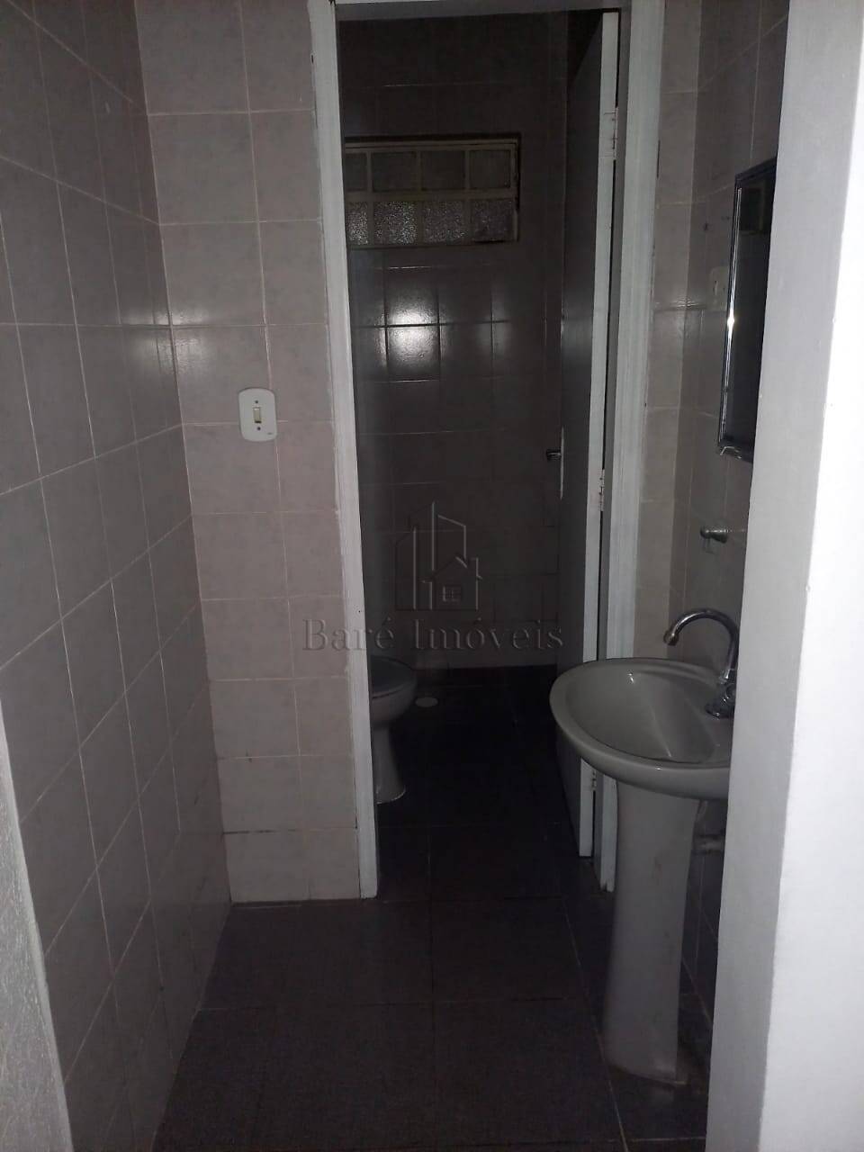 Casa à venda com 5 quartos, 348m² - Foto 3