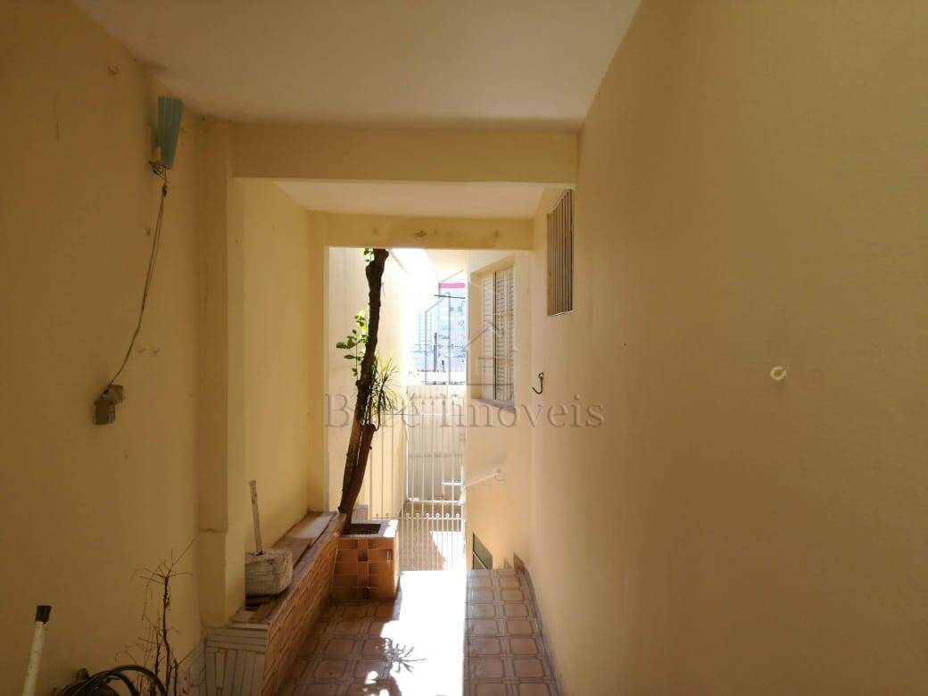 Sobrado, 3 quartos, 216 m² - Foto 2