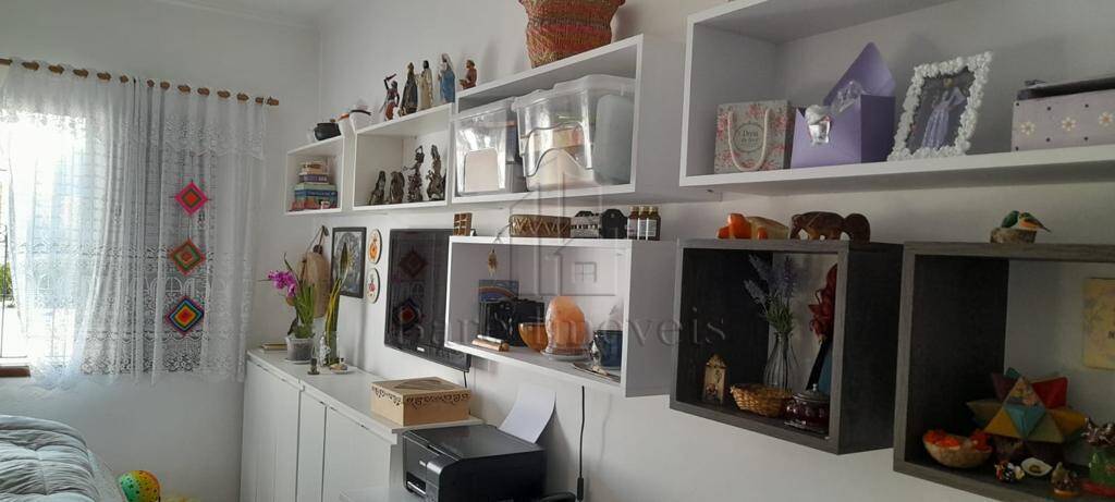 Casa, 3 quartos, 250 m² - Foto 32