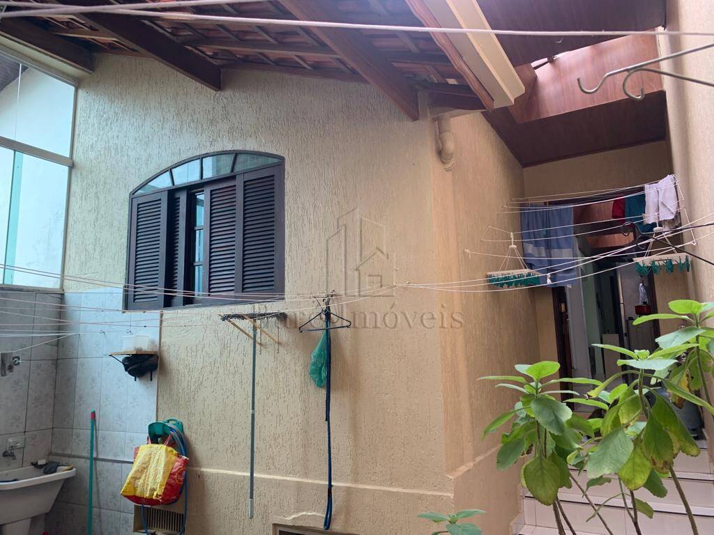 Casa, 4 quartos, 117 m² - Foto 1