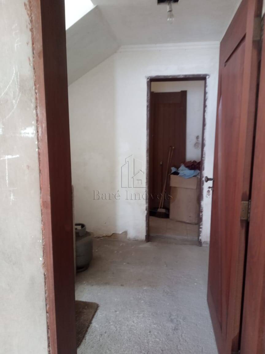 Sobrado, 3 quartos, 228 m² - Foto 4