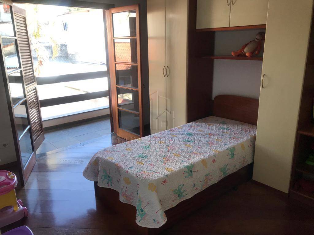 Sobrado, 3 quartos, 200 m² - Foto 8