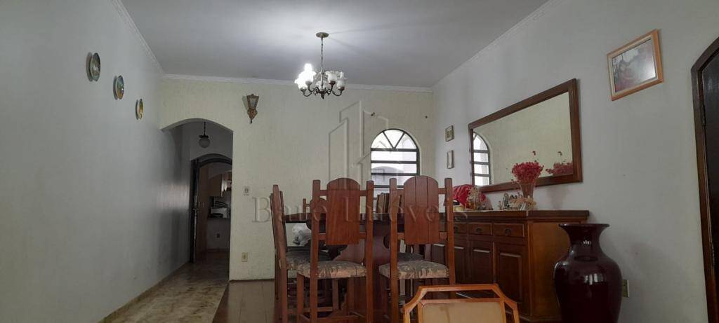 Sobrado, 4 quartos, 225 m² - Foto 1
