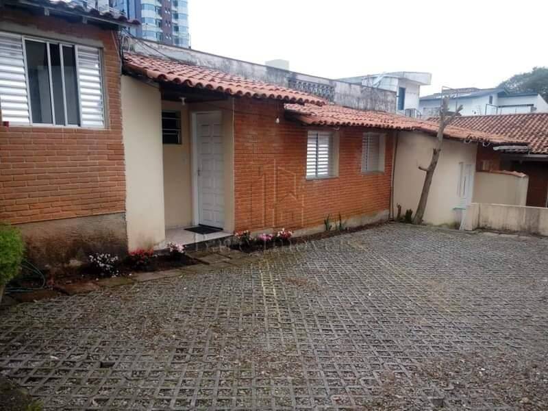 Casa, 8 quartos, 209 m² - Foto 1