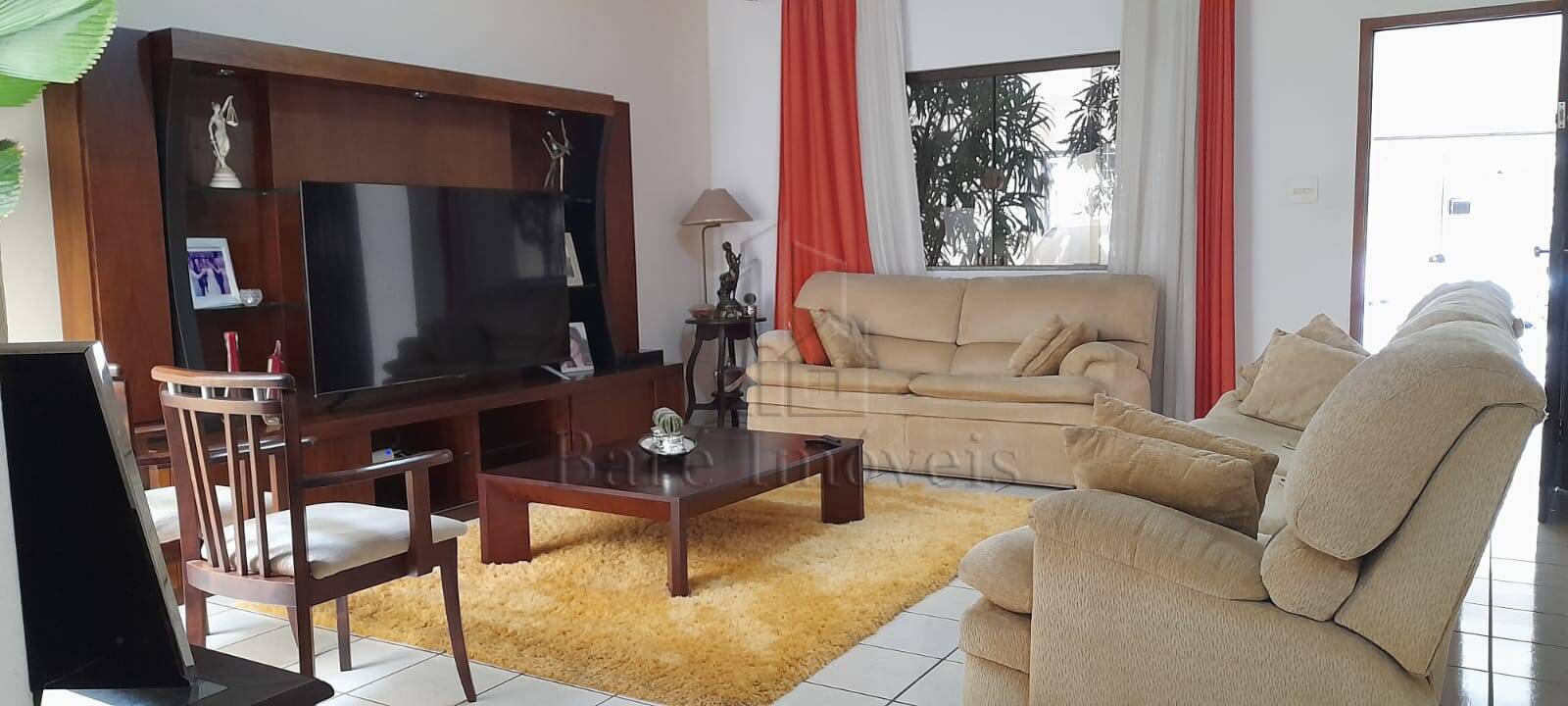 Sobrado, 3 quartos, 161 m² - Foto 1