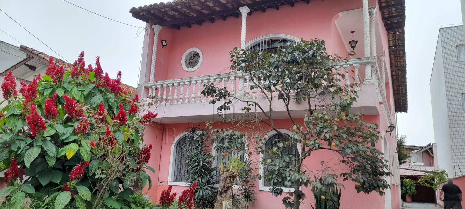 Sobrado, 4 quartos, 403 m² - Foto 1