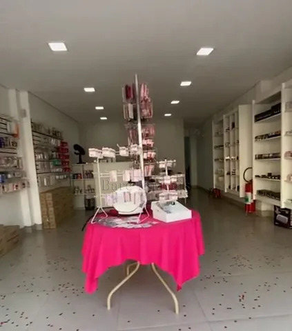 Loja-Salão, 200 m² - Foto 3