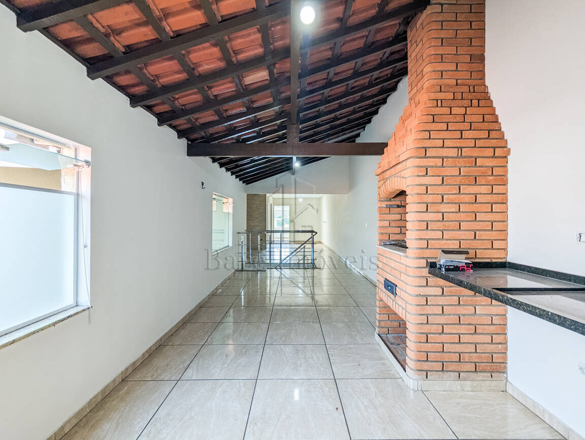 Sobrado, 3 quartos, 279 m² - Foto 1