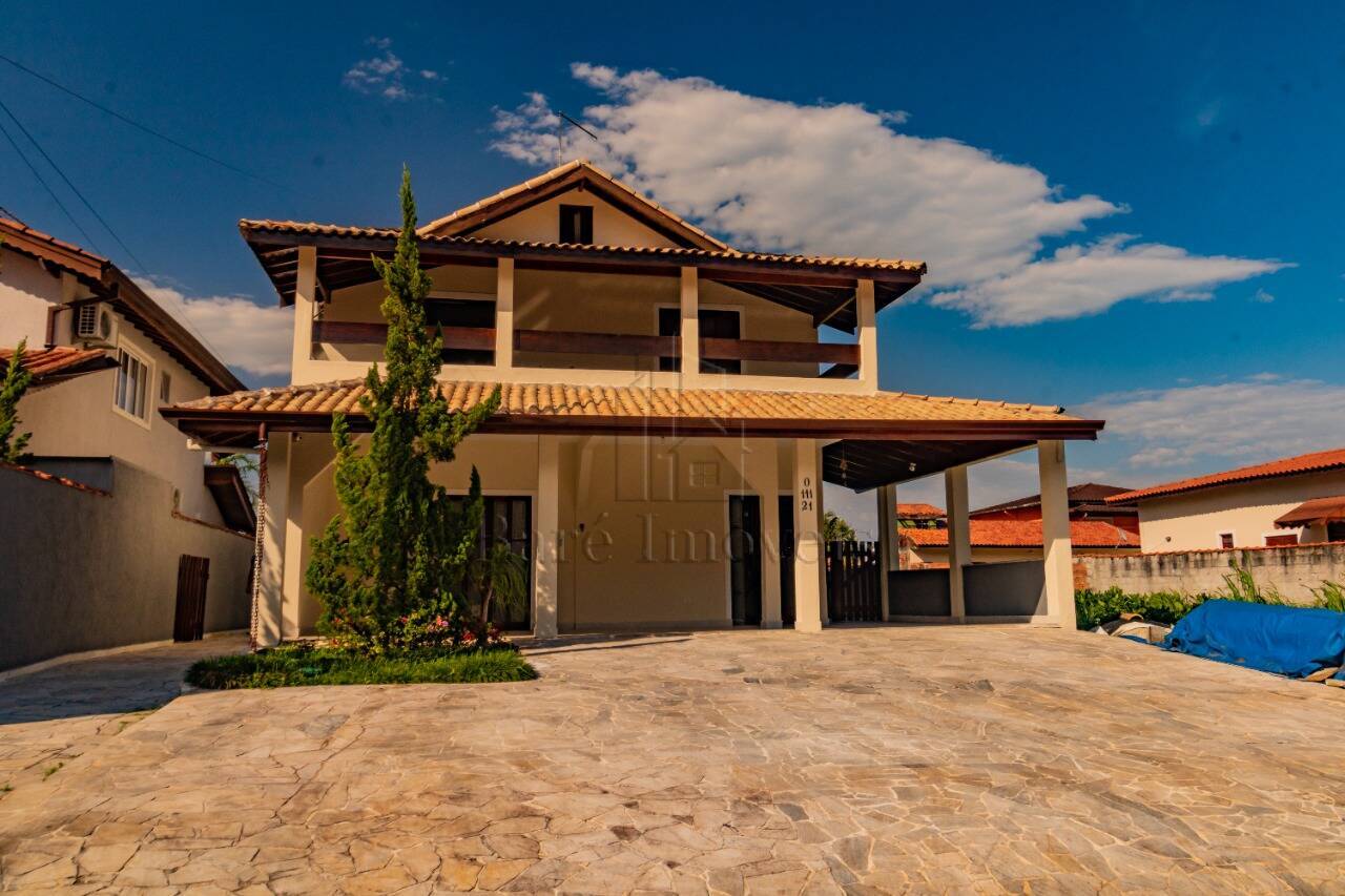 Casa, 5 quartos, 331 m² - Foto 2