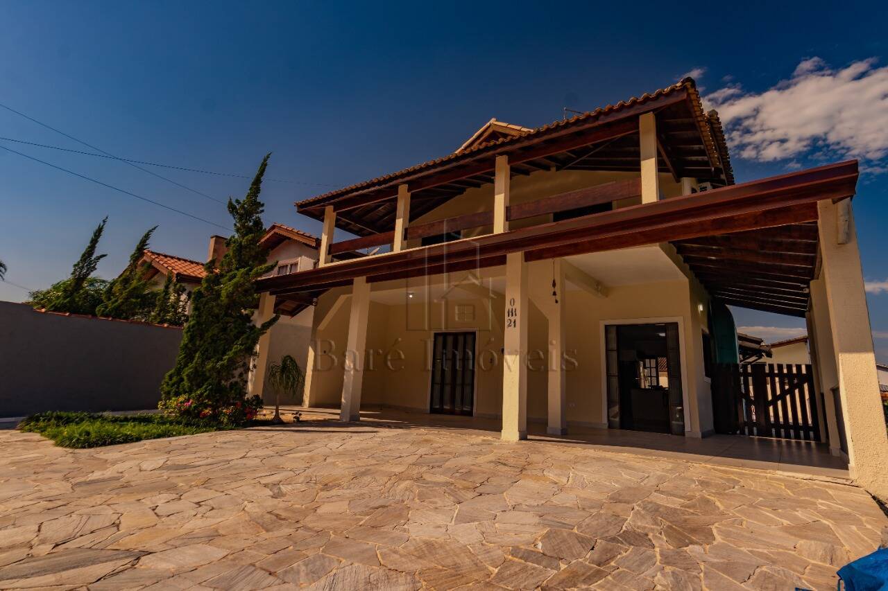 Casa, 5 quartos, 331 m² - Foto 4