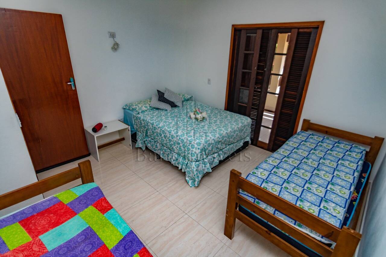 Casa, 5 quartos, 331 m² - Foto 9