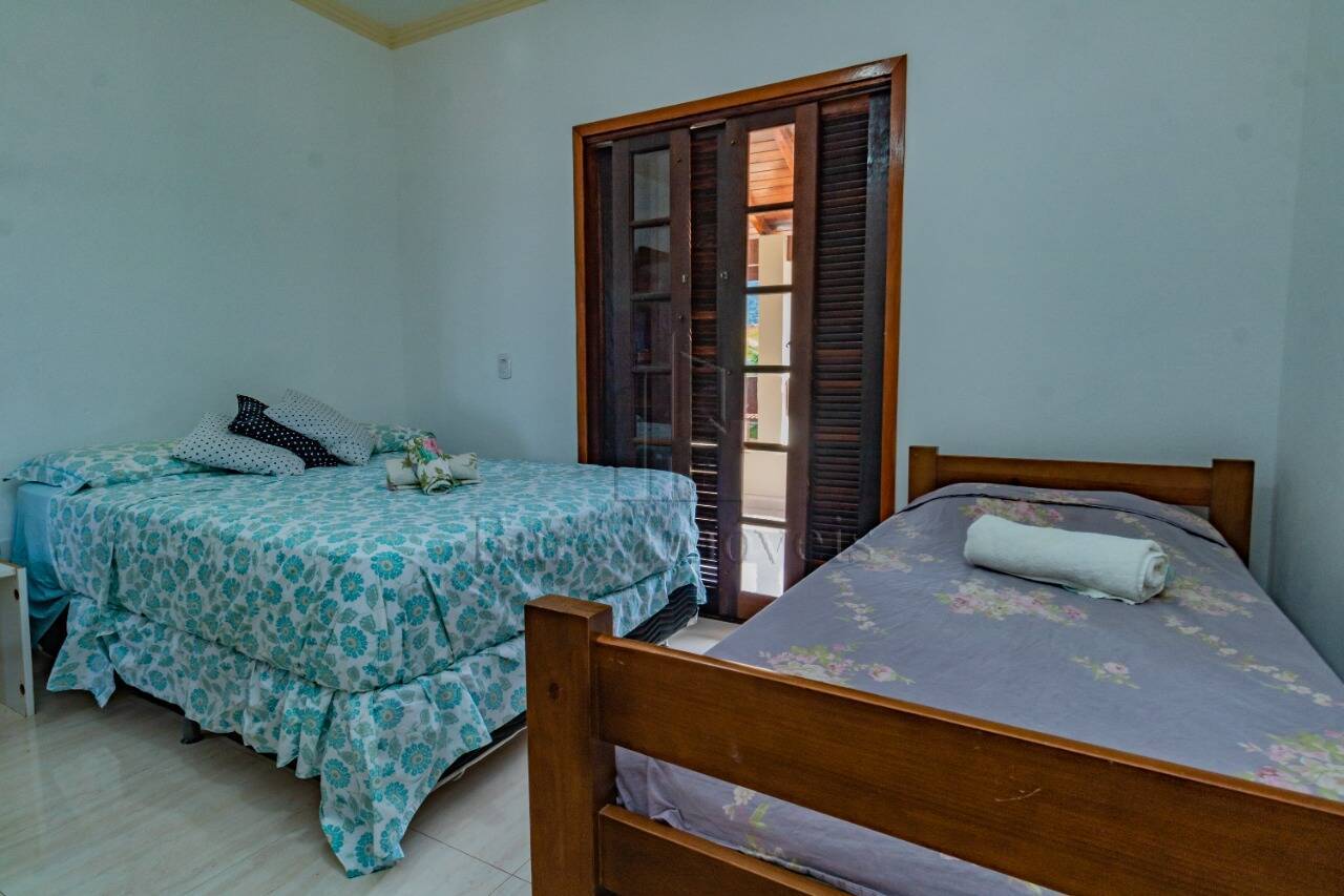 Casa, 5 quartos, 331 m² - Foto 8