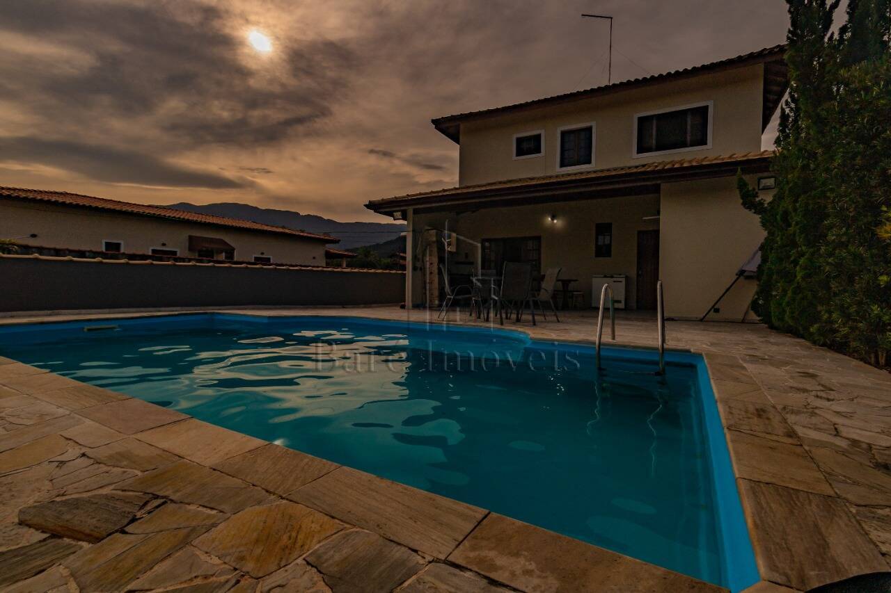 Casa, 5 quartos, 331 m² - Foto 21