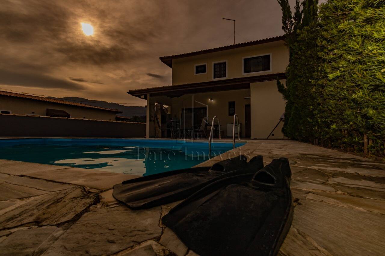 Casa, 5 quartos, 331 m² - Foto 29