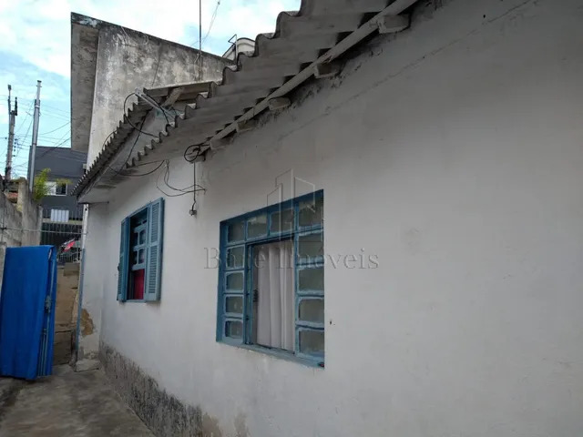 Casa, 4 quartos, 141 m² - Foto 1