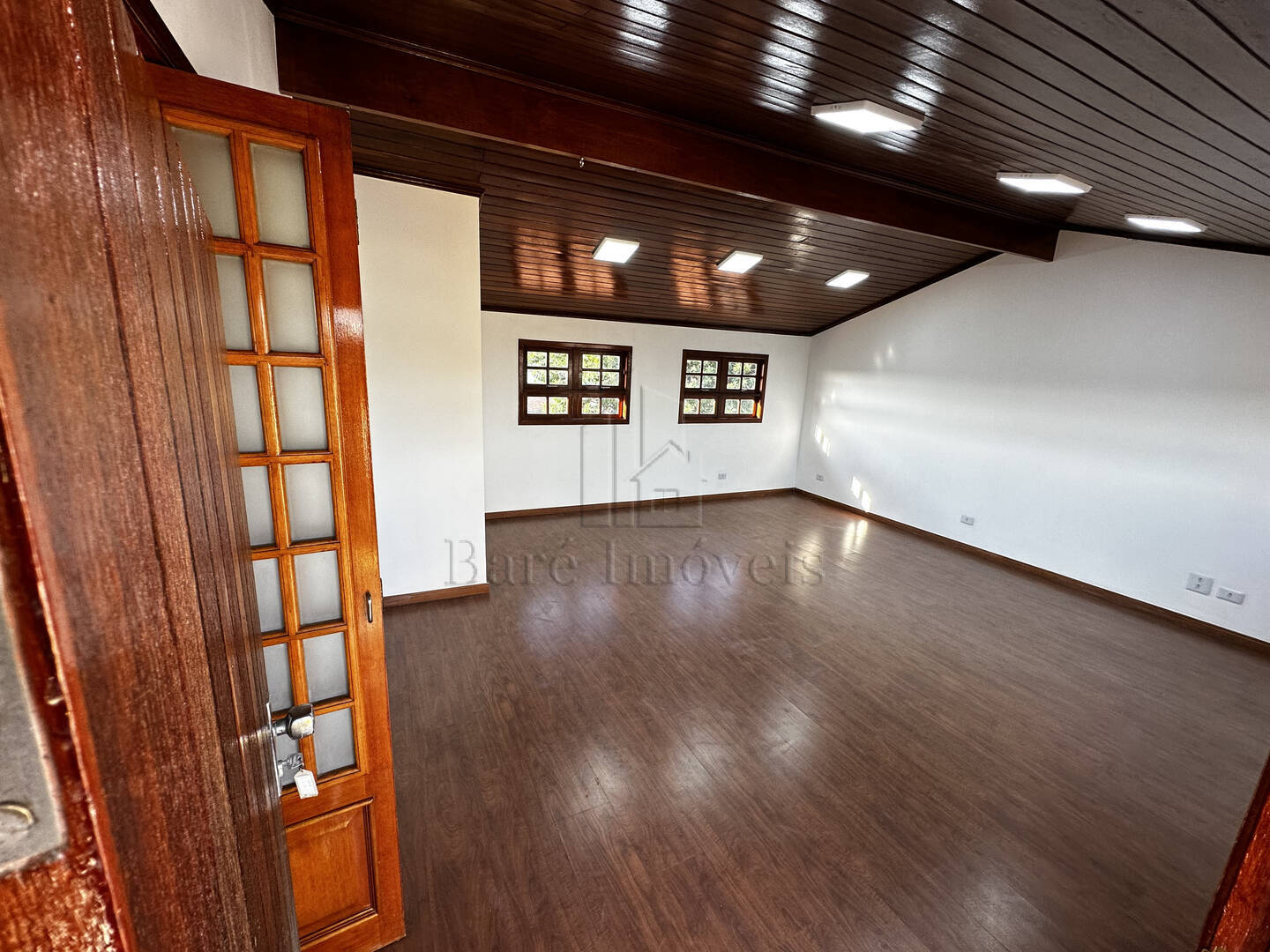 Sobrado à venda e aluguel com 7 quartos, 380m² - Foto 27