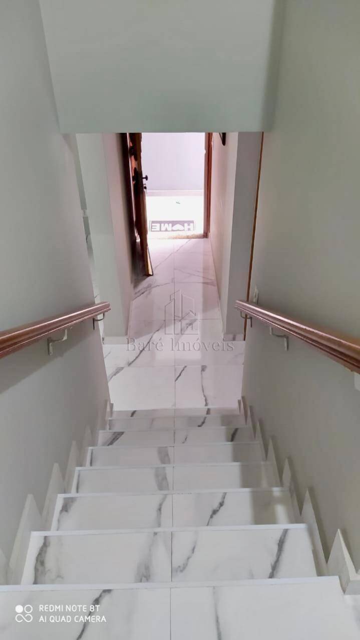 Sobrado, 5 quartos, 258 m² - Foto 2