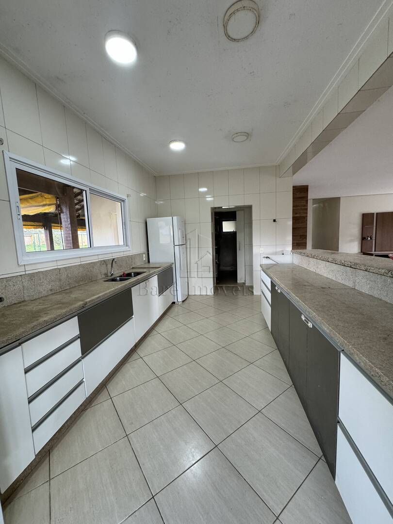 Chácara à venda com 3 quartos, 2400m² - Foto 10