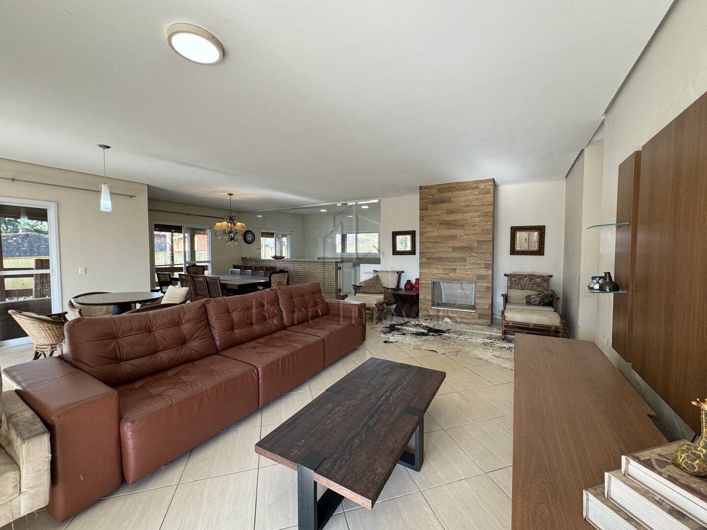 Chácara à venda com 3 quartos, 2400m² - Foto 17