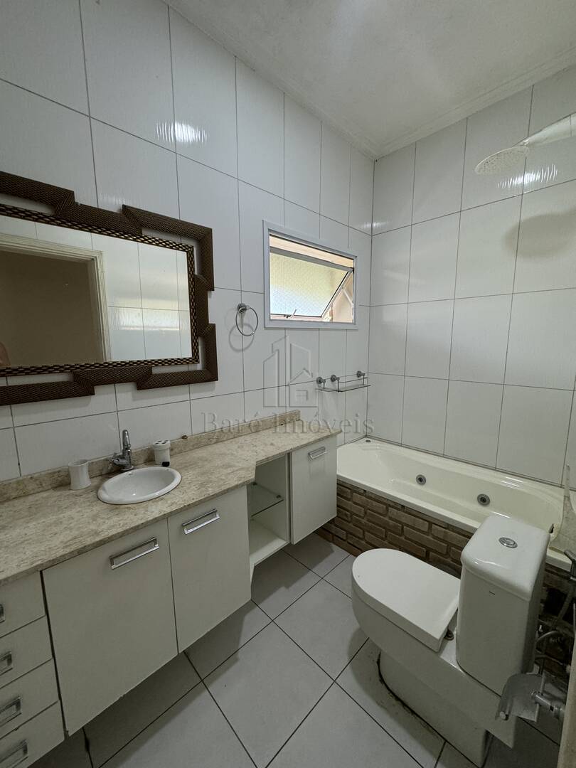 Chácara à venda com 3 quartos, 2400m² - Foto 23