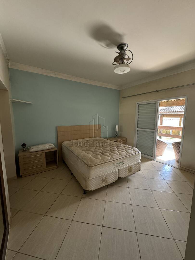Chácara à venda com 3 quartos, 2400m² - Foto 25