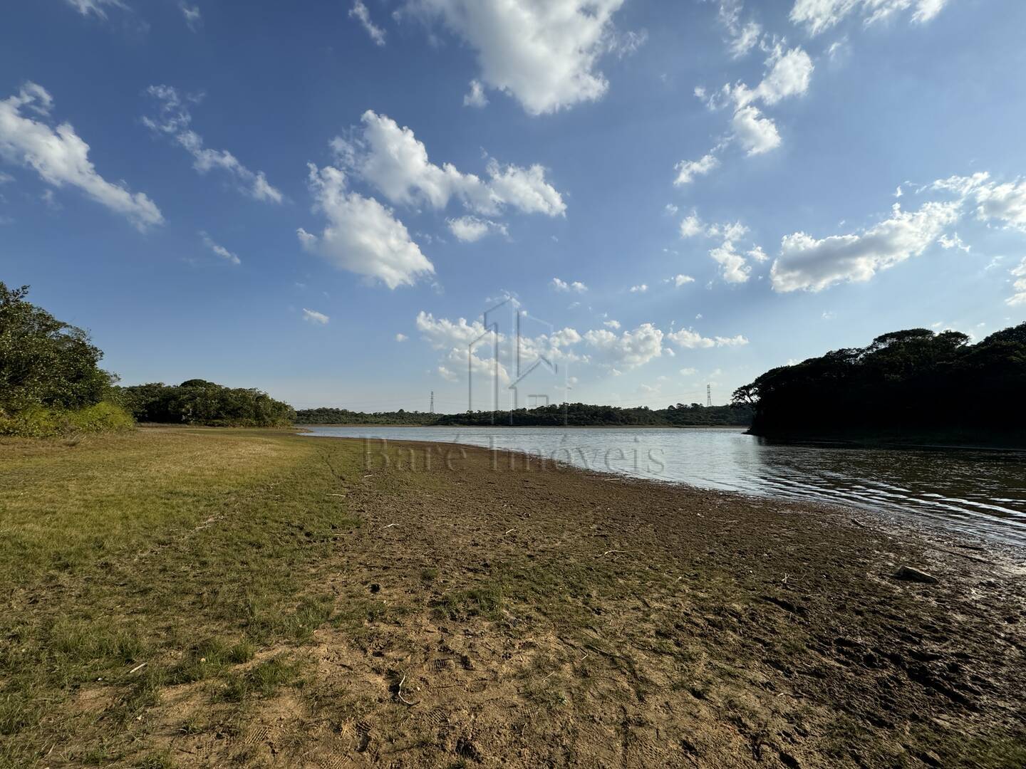 Chácara à venda com 3 quartos, 2400m² - Foto 35