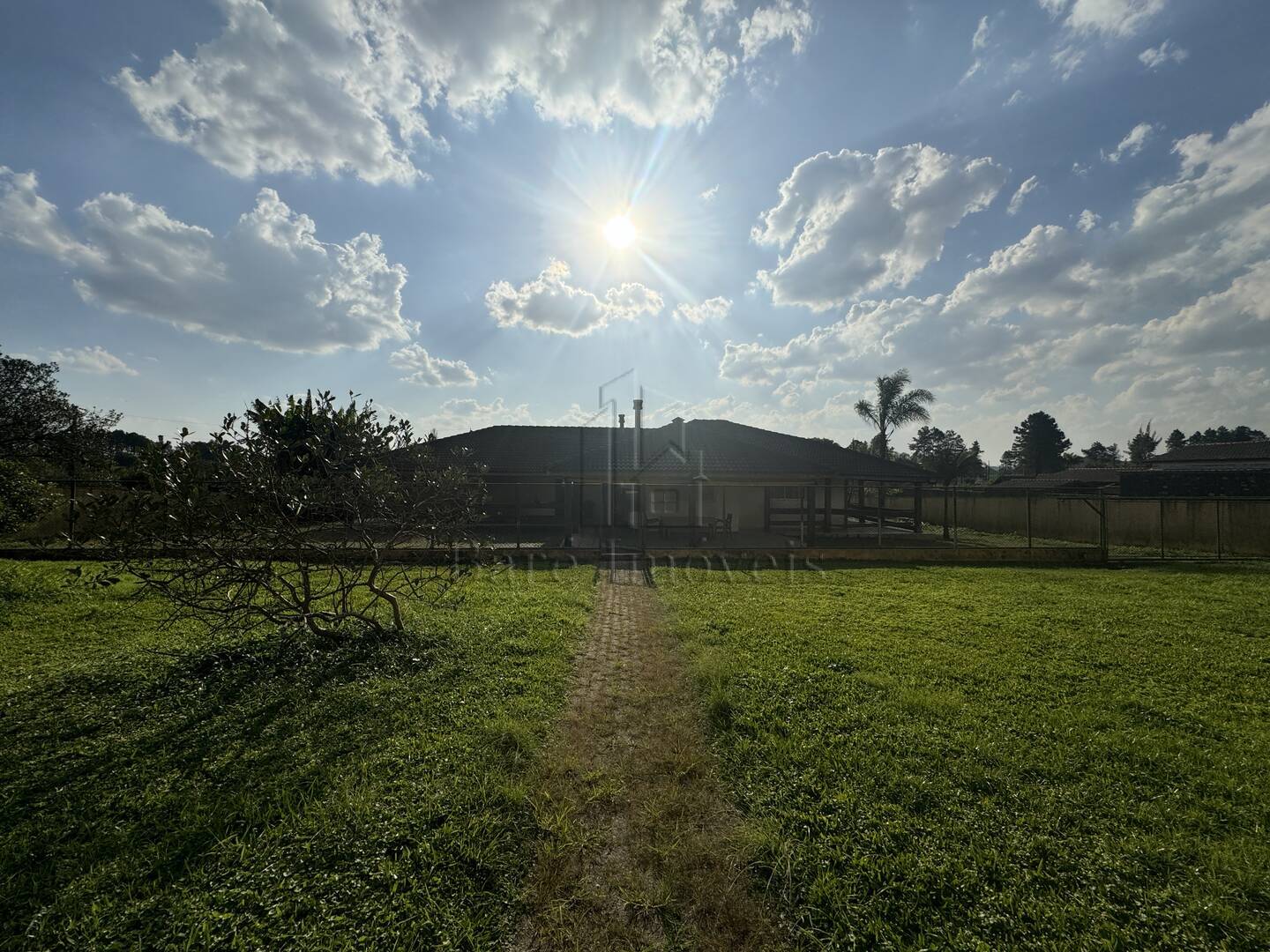 Chácara à venda com 3 quartos, 2400m² - Foto 50