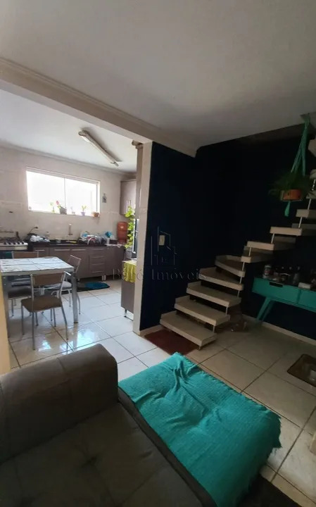 Sobrado, 3 quartos, 175 m² - Foto 1