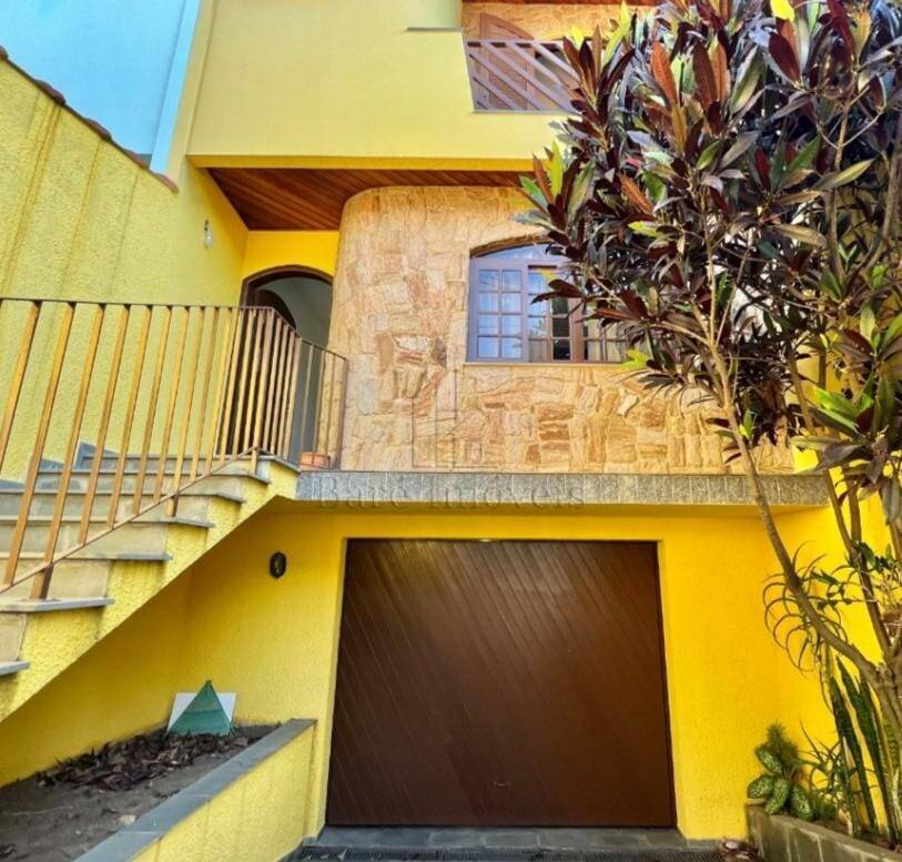 Sobrado, 3 quartos, 200 m² - Foto 1