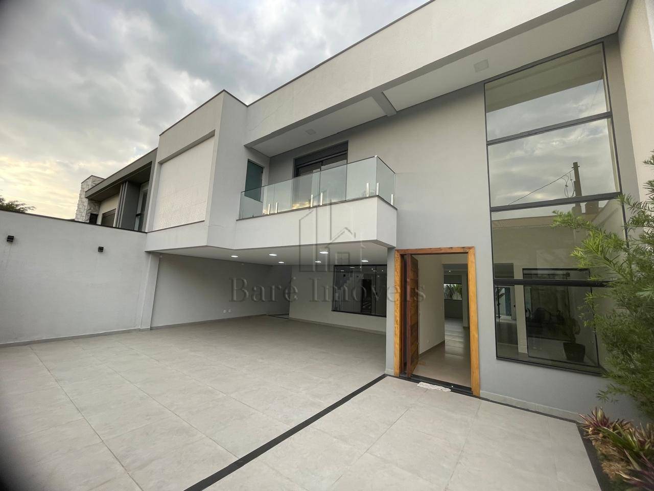 Sobrado, 4 quartos, 360 m² - Foto 1