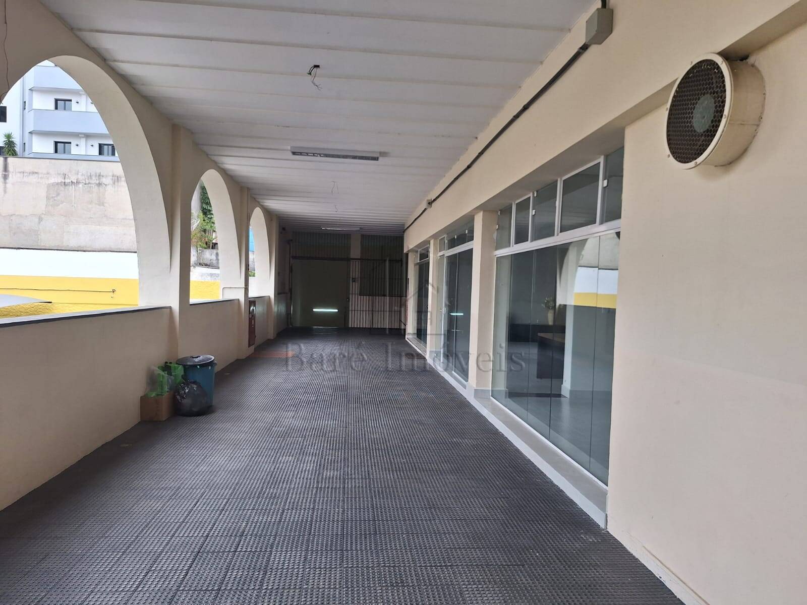 Prédio Inteiro, 80 m² - Foto 1