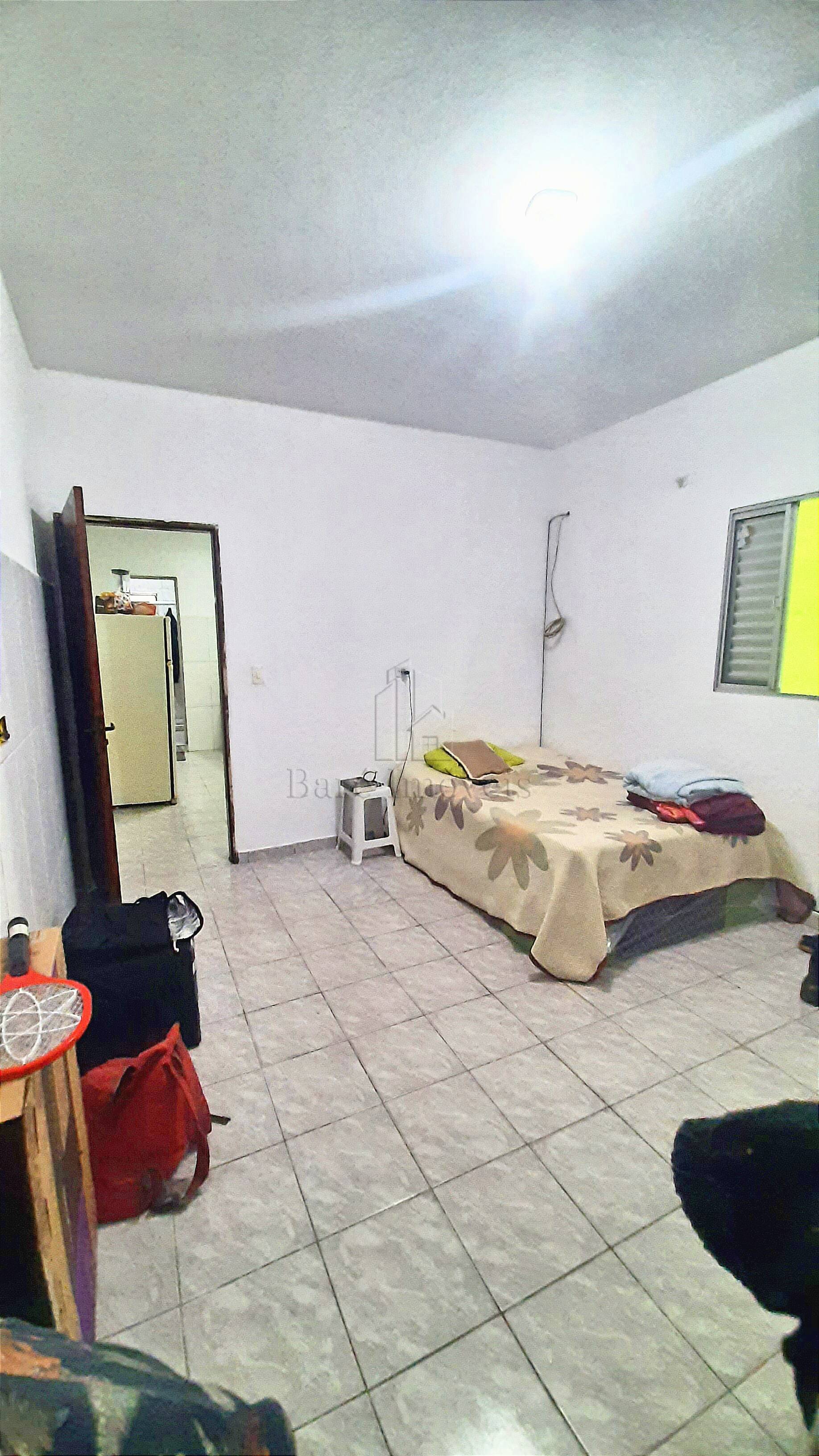 Sobrado à venda com 8 quartos, 243m² - Foto 3