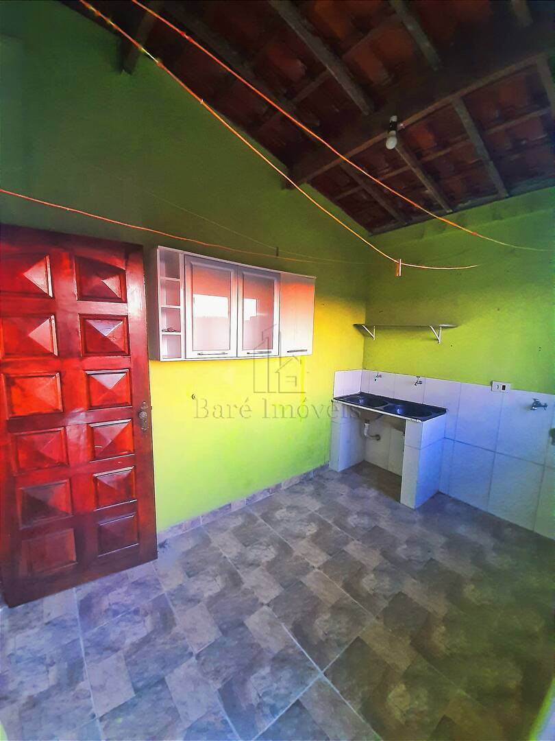 Sobrado à venda com 8 quartos, 243m² - Foto 11