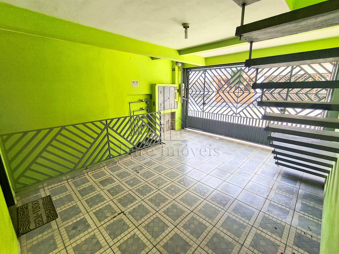 Sobrado à venda com 8 quartos, 243m² - Foto 13
