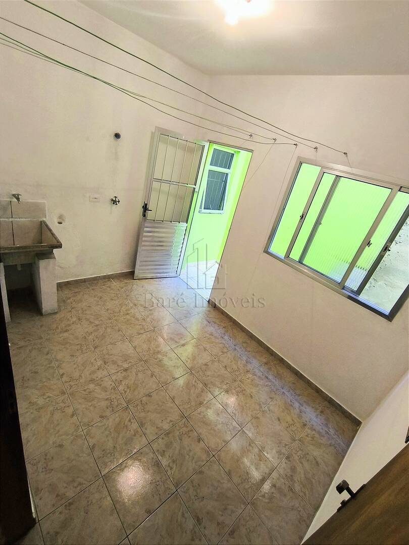 Sobrado à venda com 8 quartos, 243m² - Foto 28