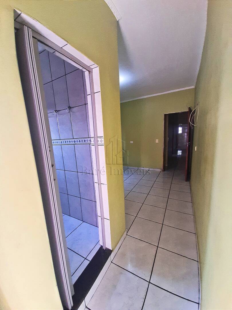 Sobrado à venda com 8 quartos, 243m² - Foto 29