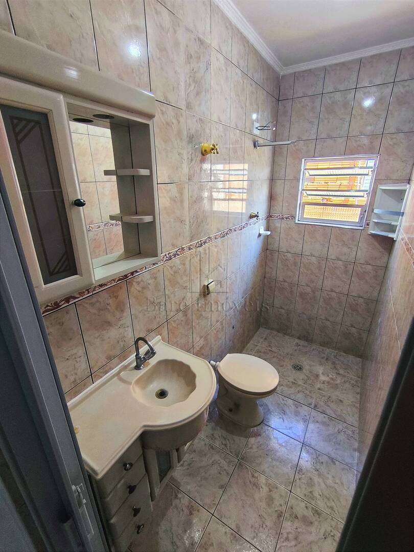 Sobrado à venda com 8 quartos, 243m² - Foto 36