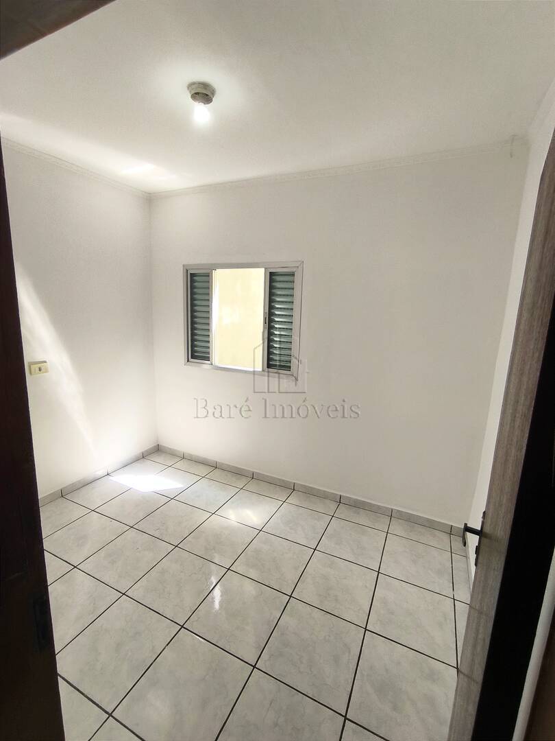 Sobrado à venda com 8 quartos, 243m² - Foto 41